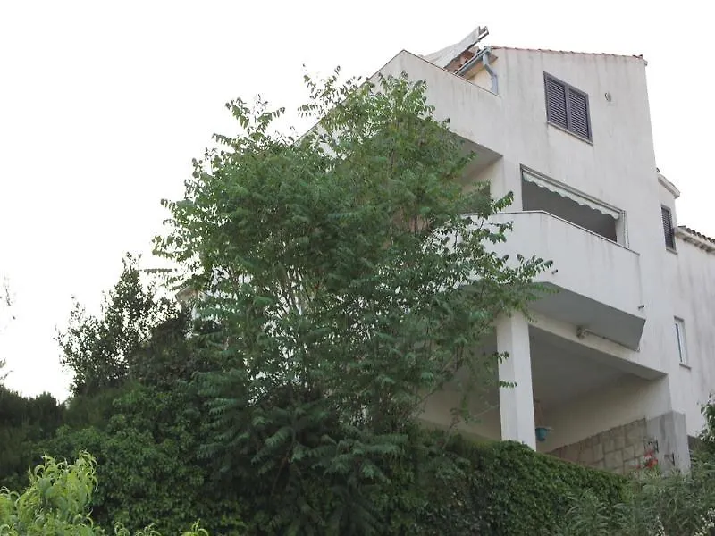 Apartments Kike Split 0*,