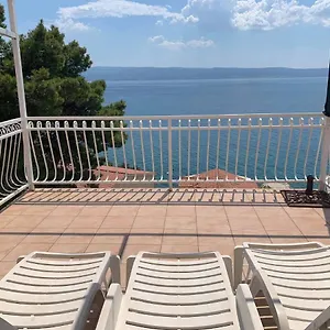 Nina Apartament